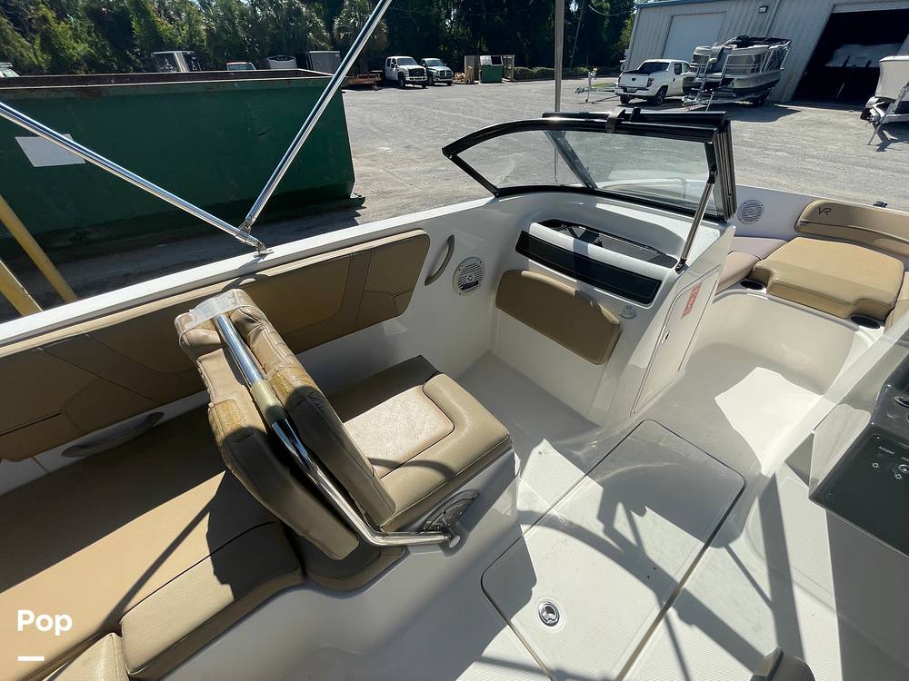 Slide: The Image of Bayliner VR5 OB 2023 - 15354905