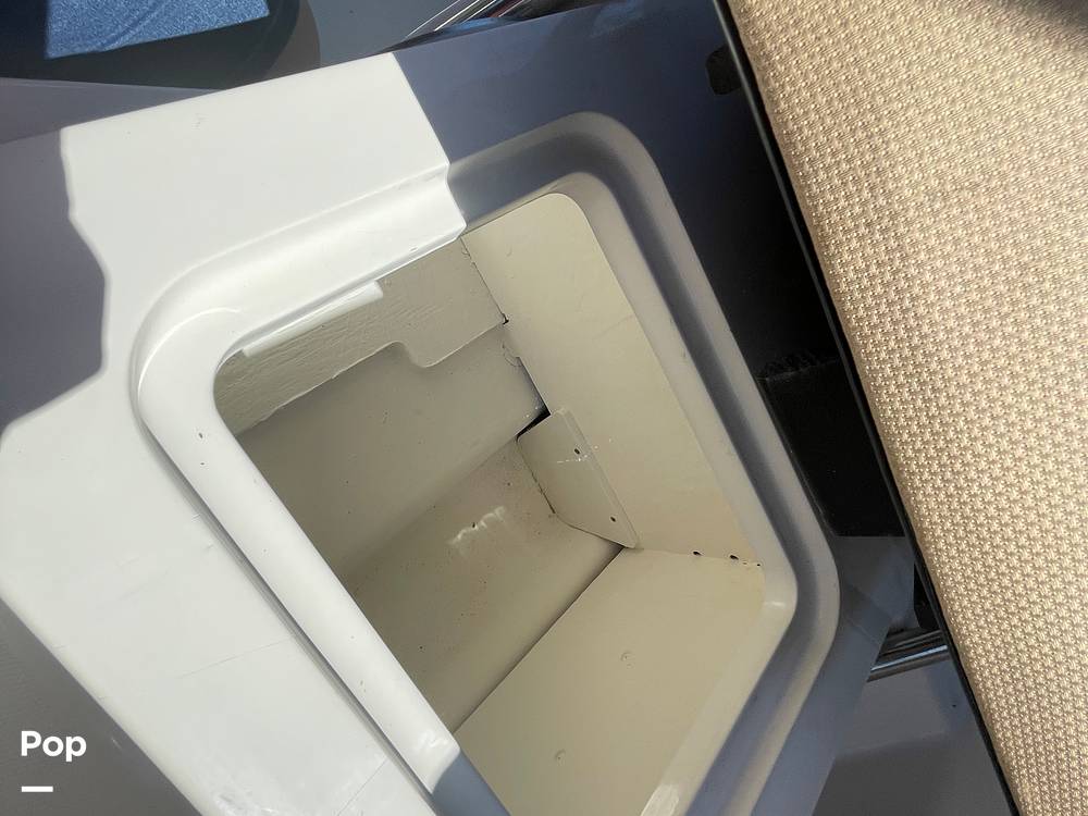 Slide: The Image of Bayliner VR5 OB 2023 - 15354913