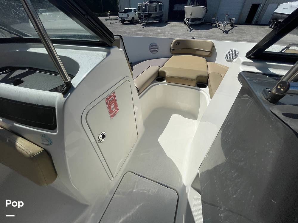 Slide: The Image of Bayliner VR5 OB 2023 - 15354919