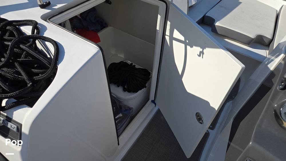 Slide: The Image of Bayliner VR6 2018 - 15504398