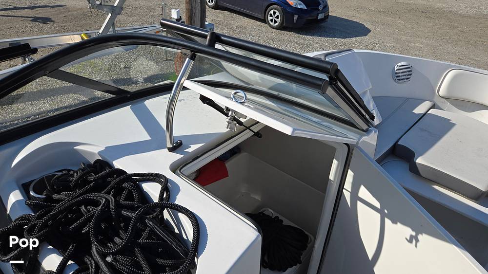 Slide: The Image of Bayliner VR6 2018 - 15504399