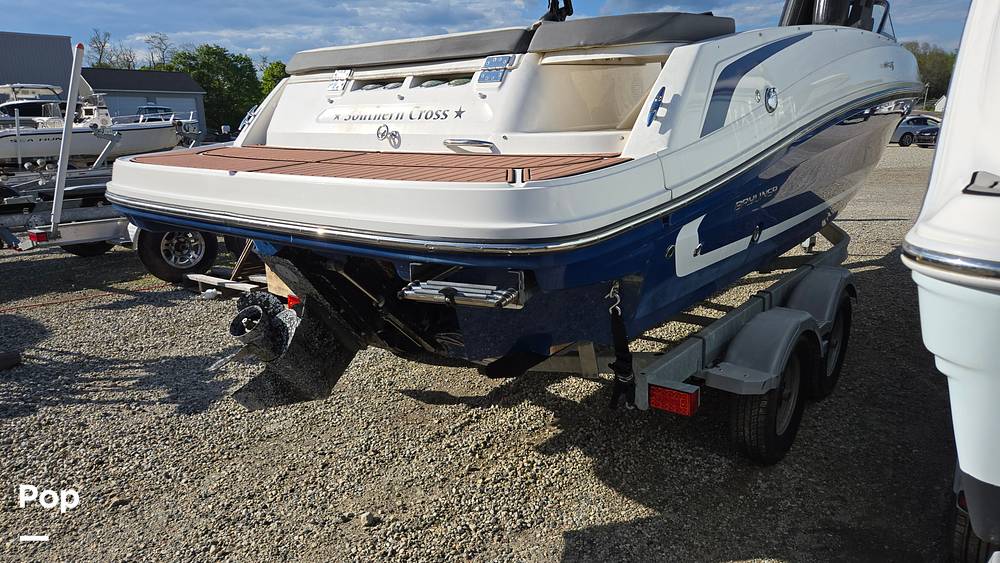 Slide: The Image of Bayliner VR6 2018 - 15504415