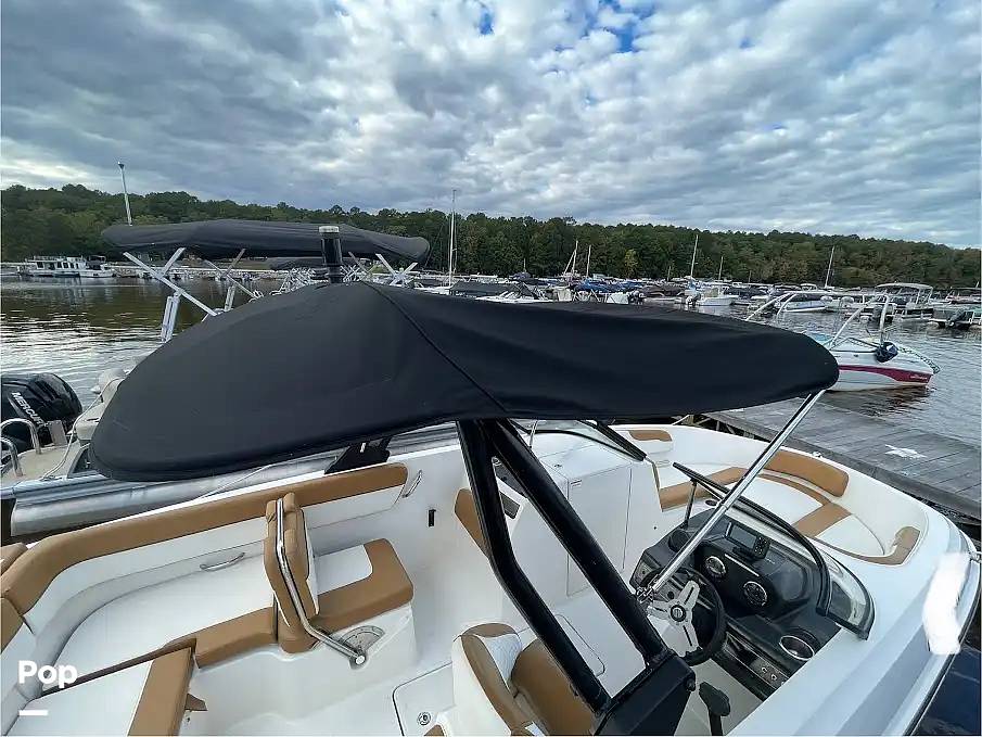 Slide: The Image of Bayliner VR6 2022 - 15435678