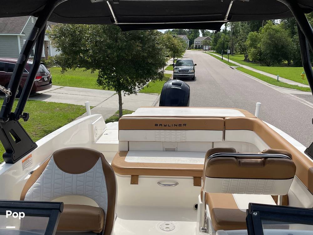 Slide: The Image of Bayliner VR6 2022 - 15512256