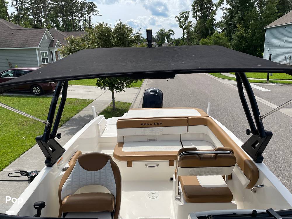 Slide: The Image of Bayliner VR6 2022 - 15512257