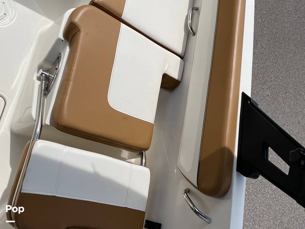 Slide: The Image of Bayliner VR6 2022 - 15512258