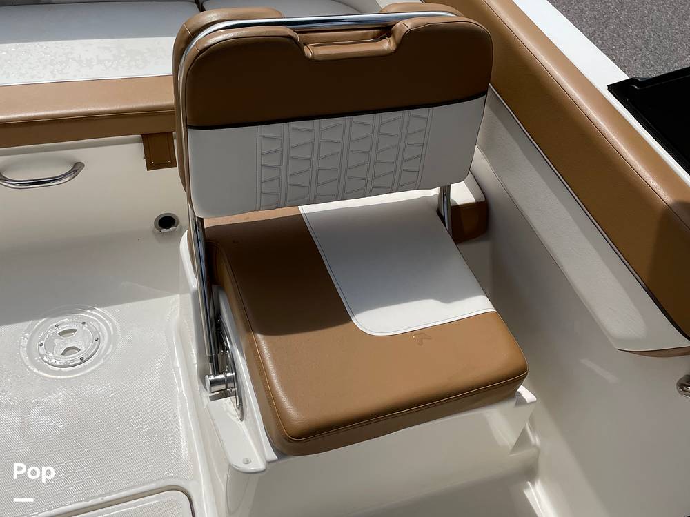 Slide: The Image of Bayliner VR6 2022 - 15512259