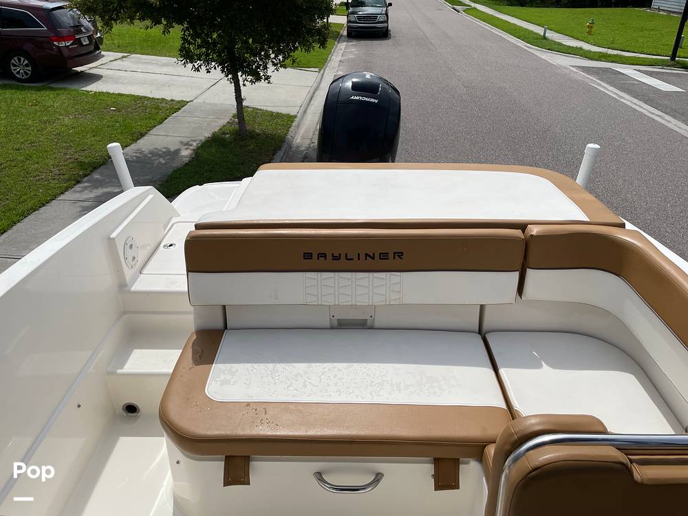 Slide: The Image of Bayliner VR6 2022 - 15512260