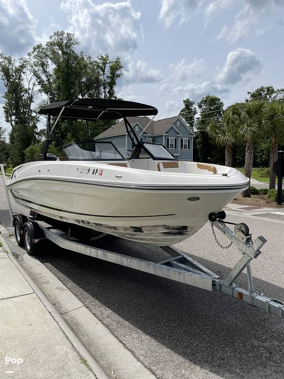 Slide: The Image of Bayliner VR6 2022 - 15512265