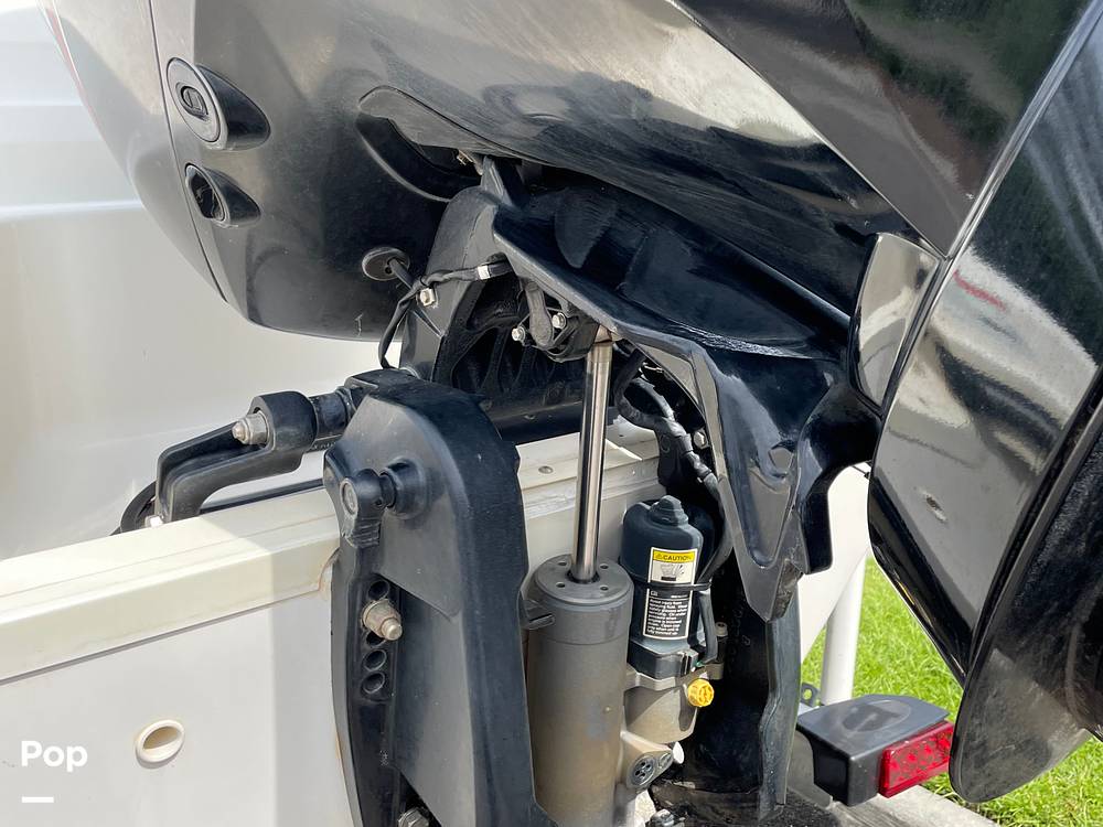 Slide: The Image of Bayliner VR6 2022 - 15512270