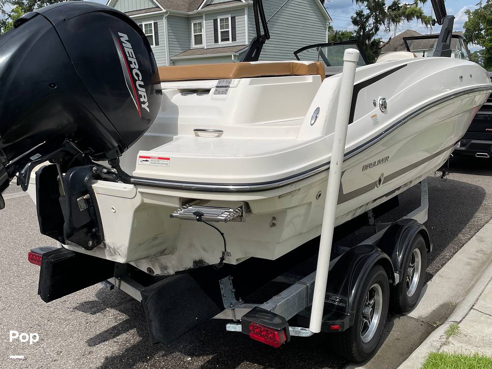 Slide: The Image of Bayliner VR6 2022 - 15512275