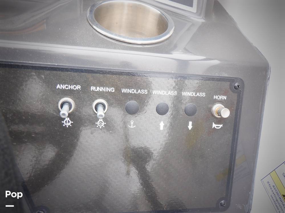 Slide: The Image of Bayliner VR6 2022 - 15323210