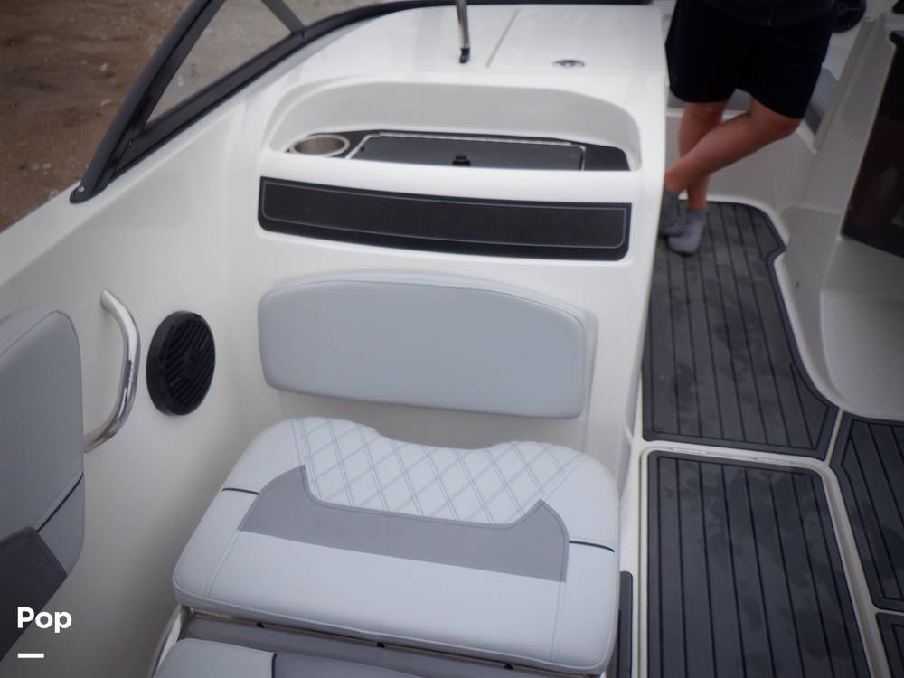 Slide: The Image of Bayliner VR6 2022 - 15323216