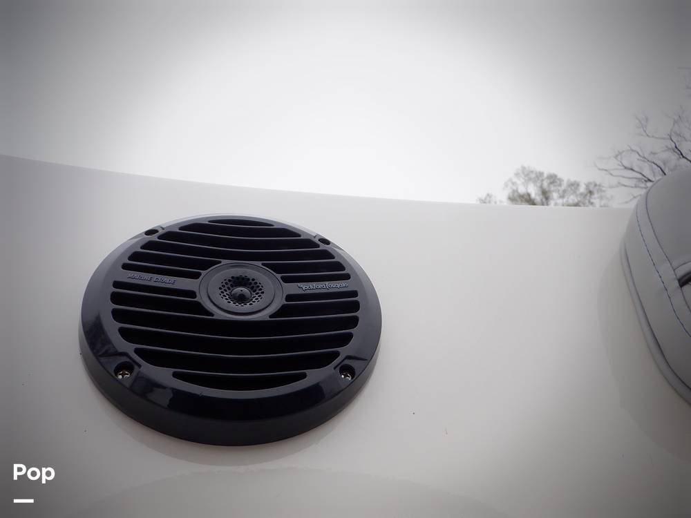 Slide: The Image of Bayliner VR6 2022 - 15323235