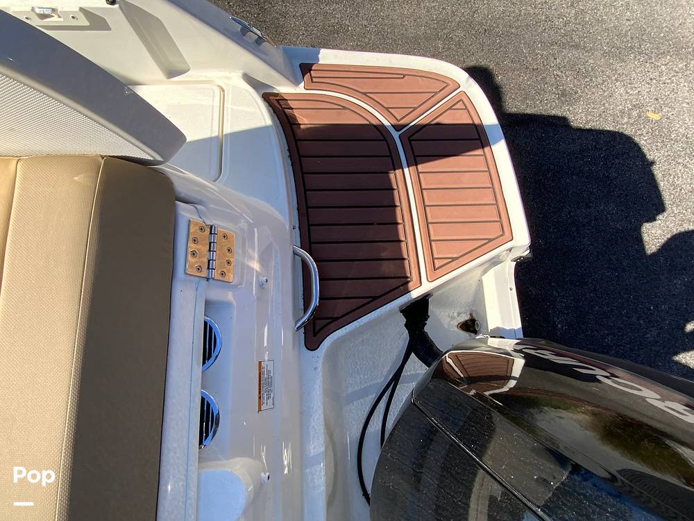 Slide: The Image of Bayliner VR6 2023 - 14903597