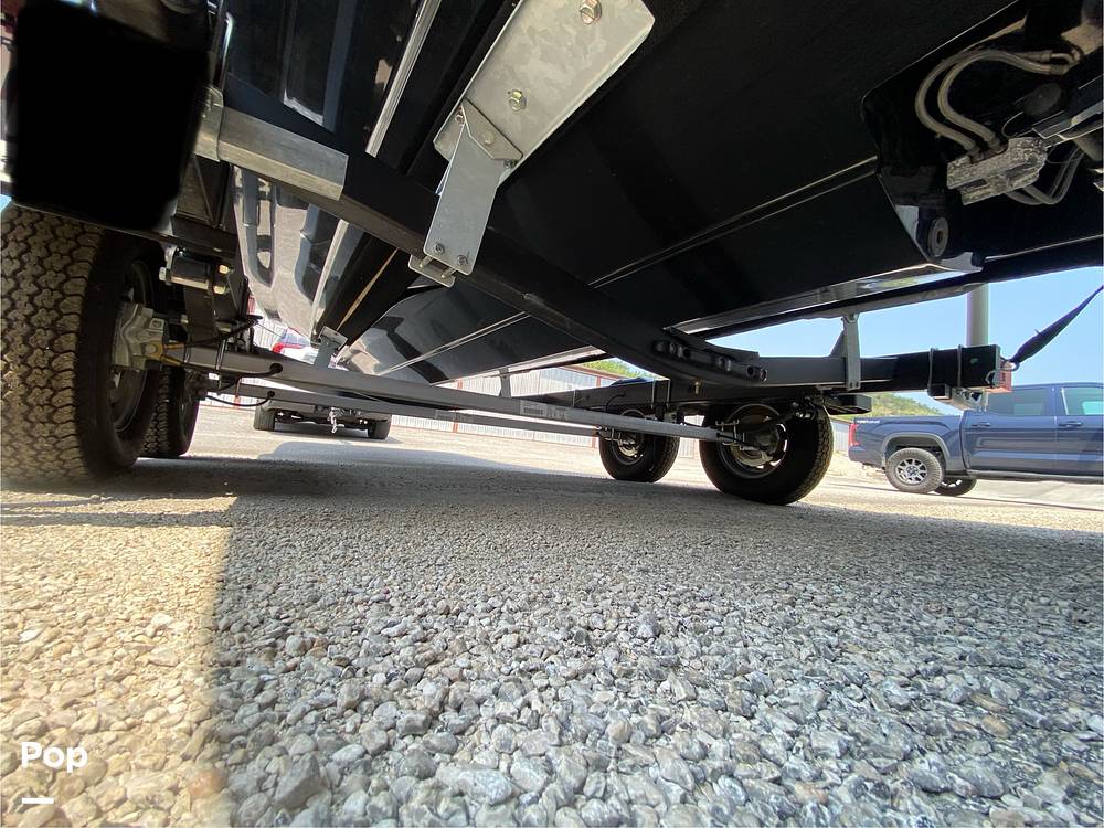 Slide: The Image of Bayliner Vr6 2023 - 15485577