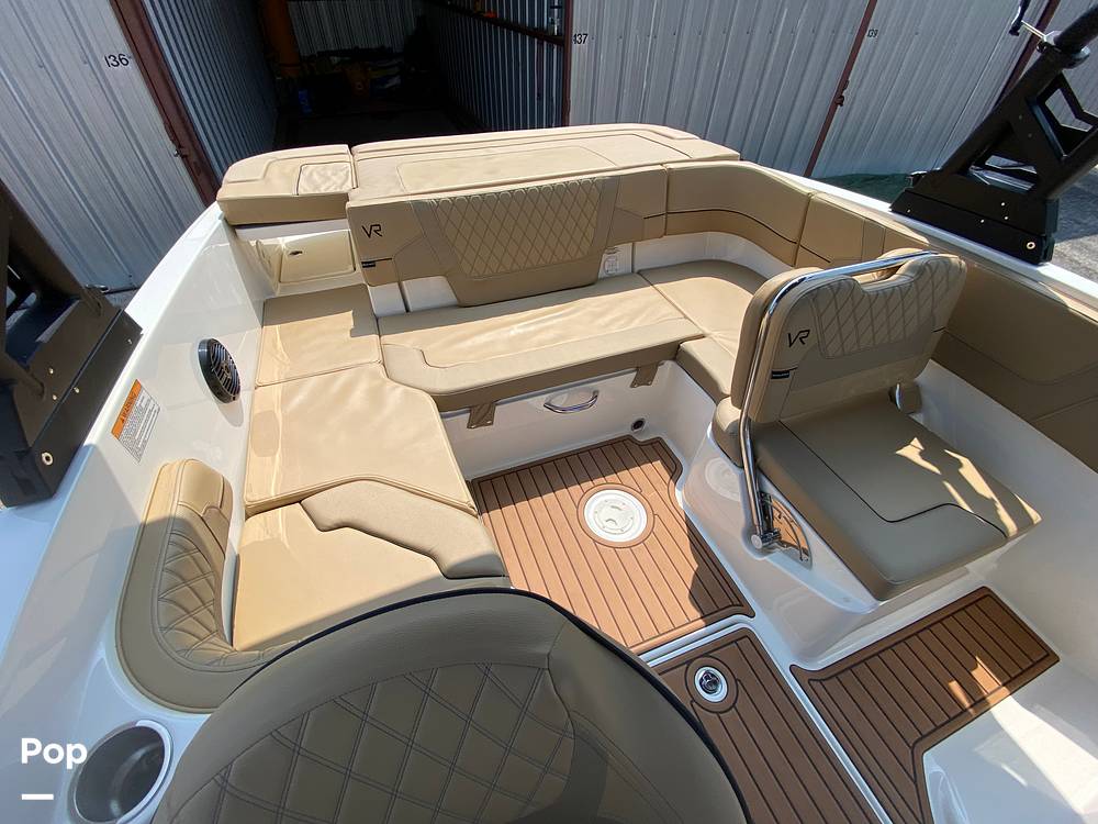 Slide: The Image of Bayliner Vr6 2023 - 15485582