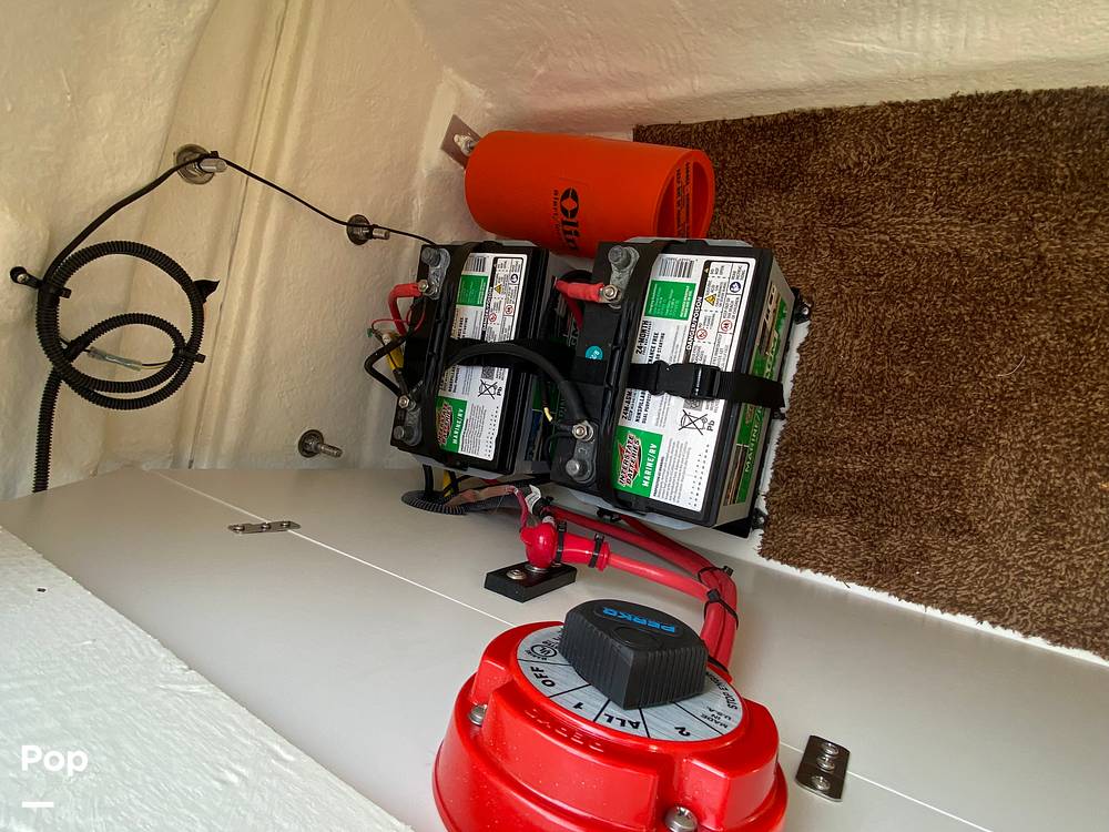 Slide: The Image of Bayliner Vr6 2023 - 15485592