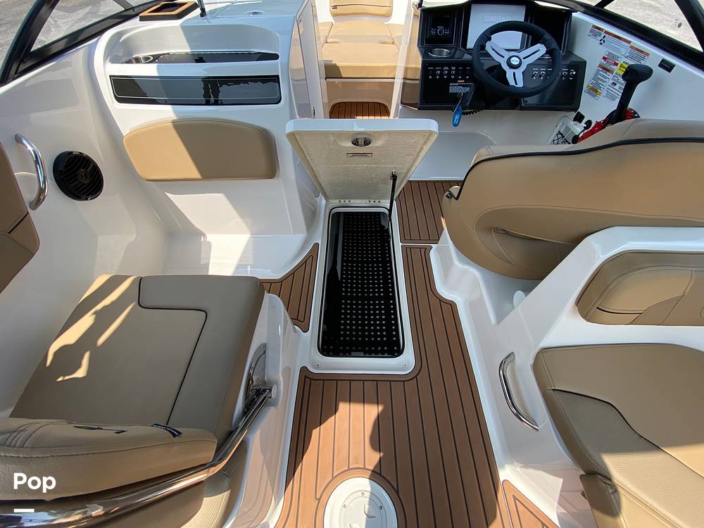 Slide: The Image of Bayliner Vr6 2023 - 15485602