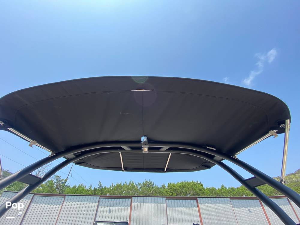 Slide: The Image of Bayliner Vr6 2023 - 15485606