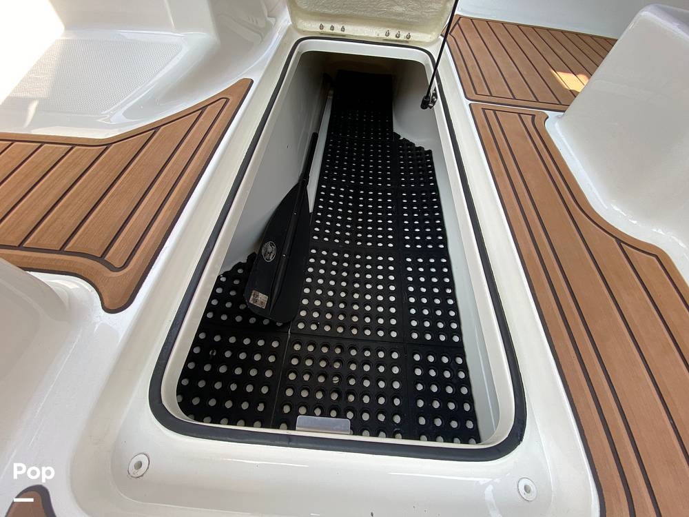 Slide: The Image of Bayliner Vr6 2023 - 15485607