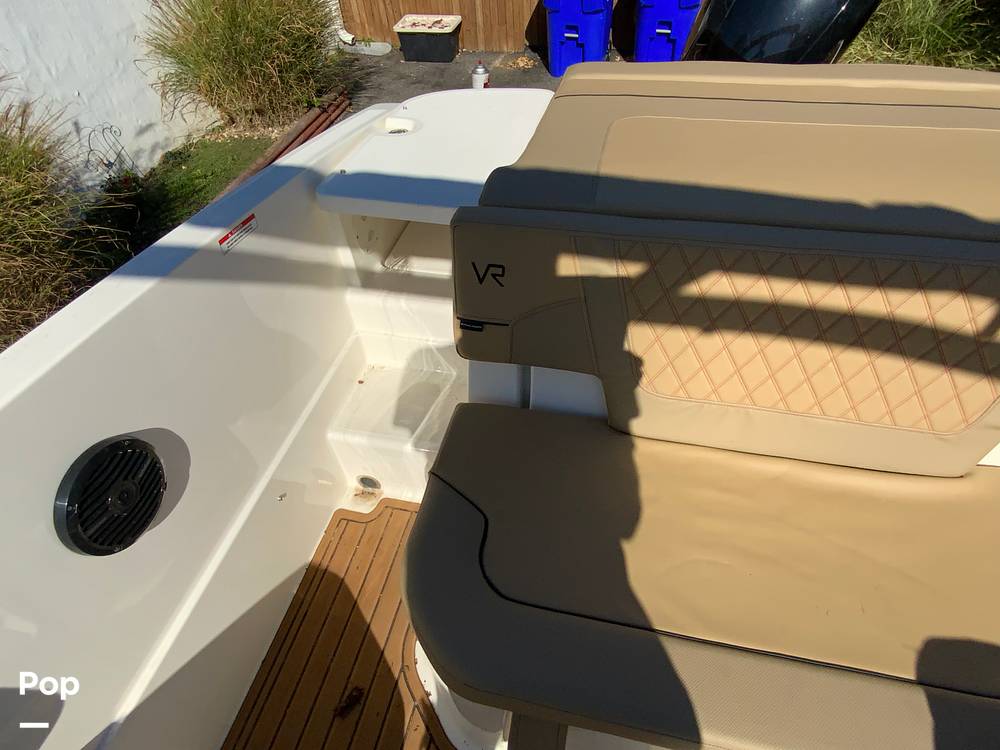 Slide: The Image of Bayliner VR6 2023 - 14903602