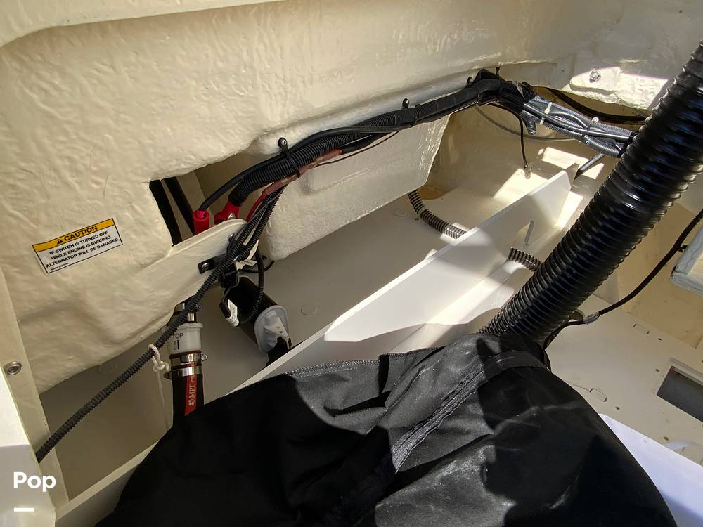 Slide: The Image of Bayliner VR6 2023 - 14903605