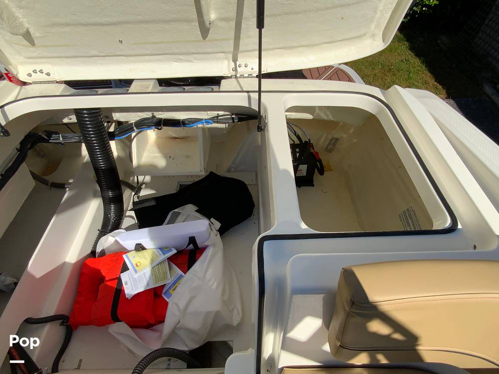 Slide: The Image of Bayliner VR6 2023 - 14903607