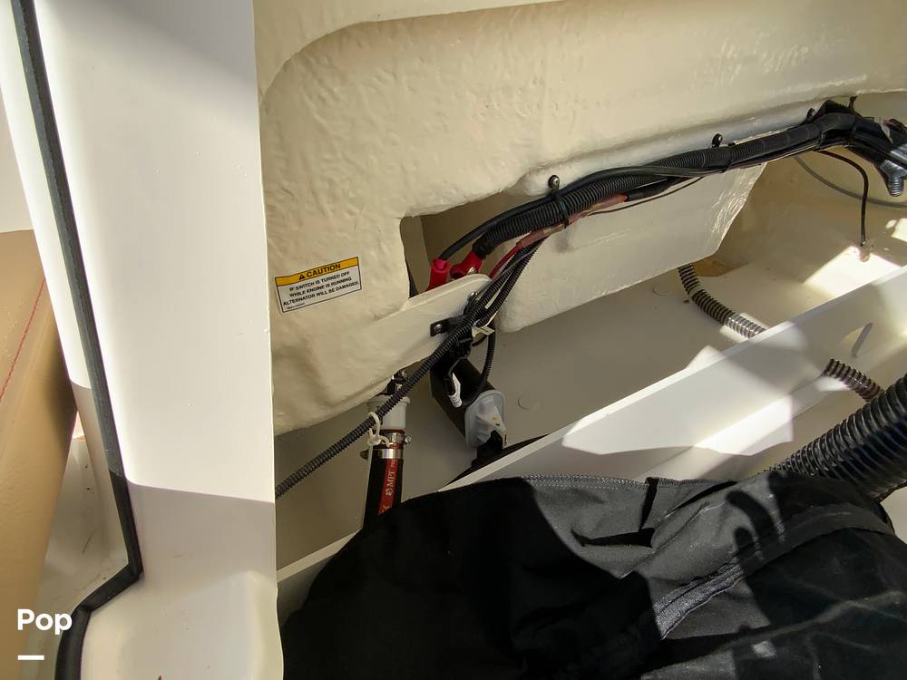 Slide: The Image of Bayliner VR6 2023 - 14903614