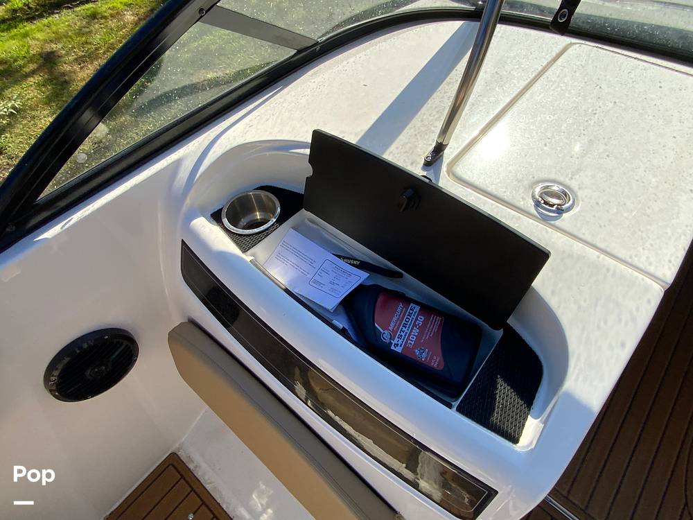 Slide: The Image of Bayliner VR6 2023 - 14903615