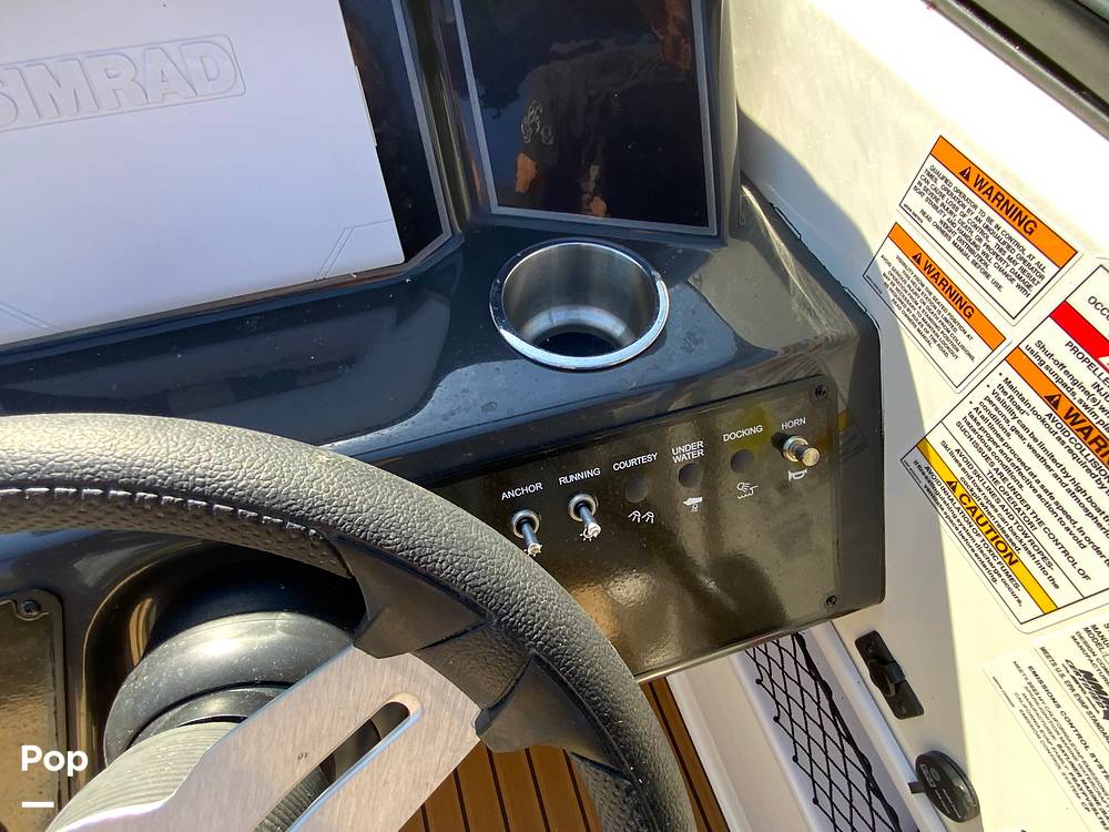 Slide: The Image of Bayliner VR6 2023 - 14903629