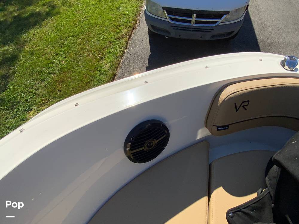 Slide: The Image of Bayliner VR6 2023 - 14903644