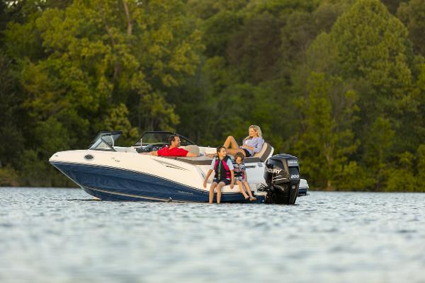 Slide: The Image of Bayliner VR6 2024 - 0