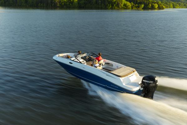 Slide: The Image of Bayliner VR6 2024 - 1