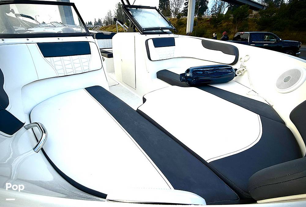 Slide: The Image of Bayliner VR6 OB 2020 - 10