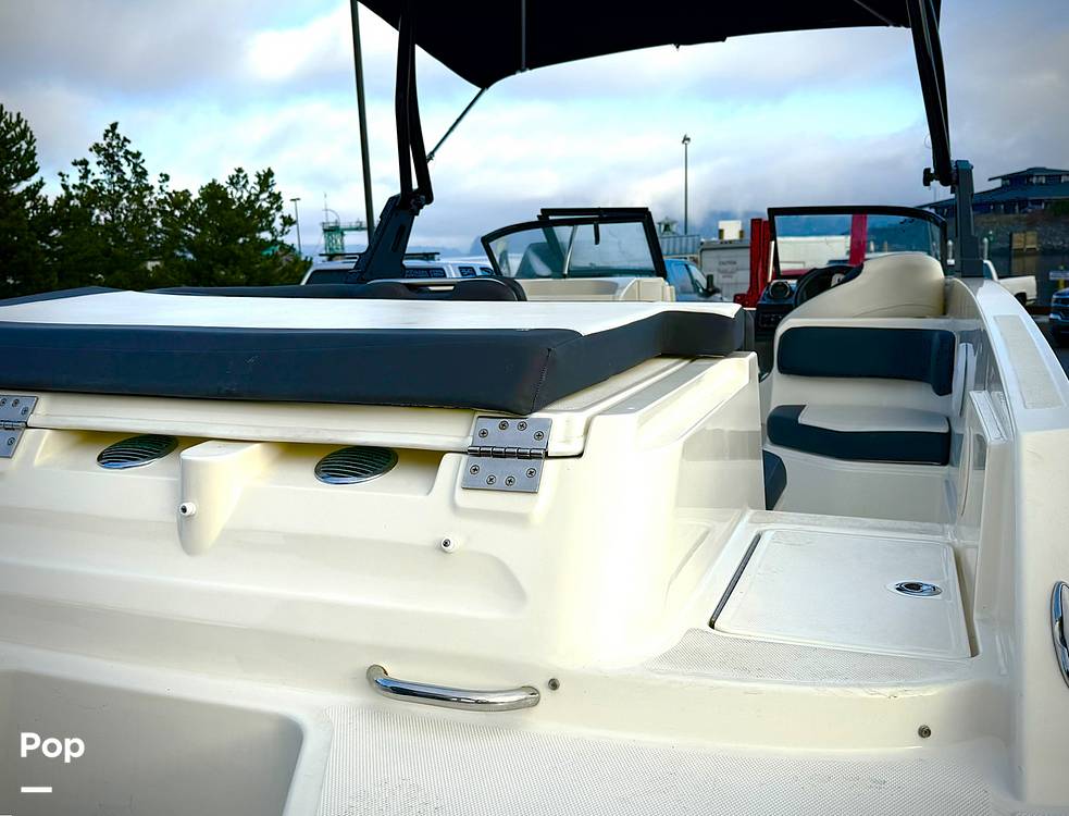 Slide: The Image of Bayliner VR6 OB 2020 - 14