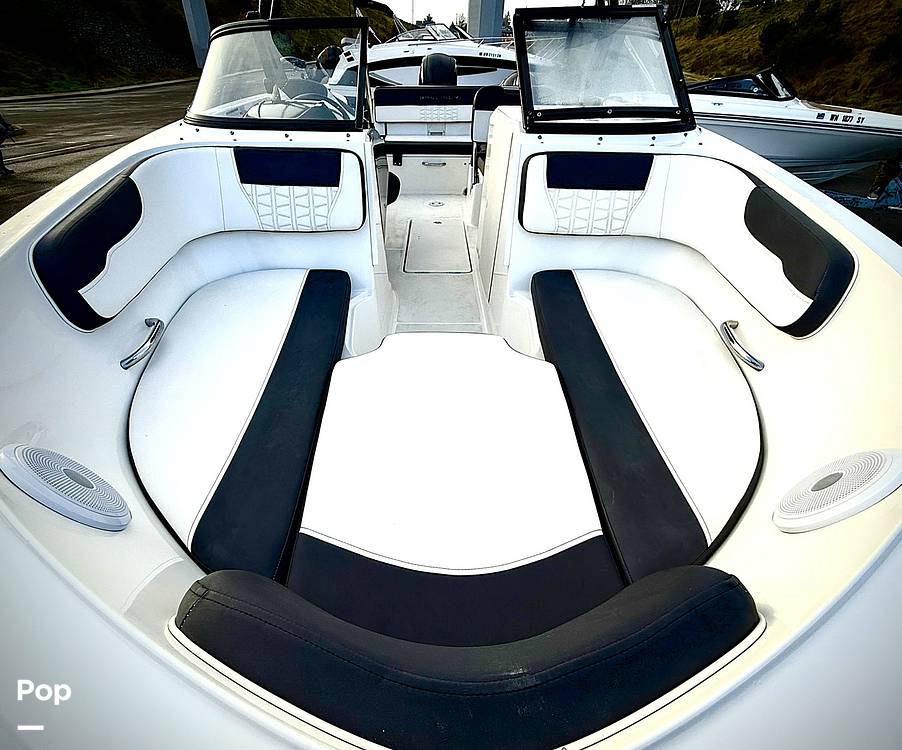 Slide: The Image of Bayliner VR6 OB 2020 - 17