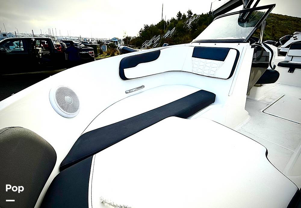 Slide: The Image of Bayliner VR6 OB 2020 - 20