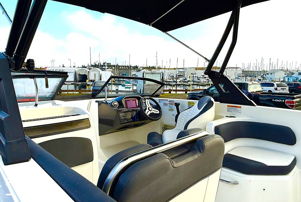 Slide: The Image of Bayliner VR6 OB 2020 - 3