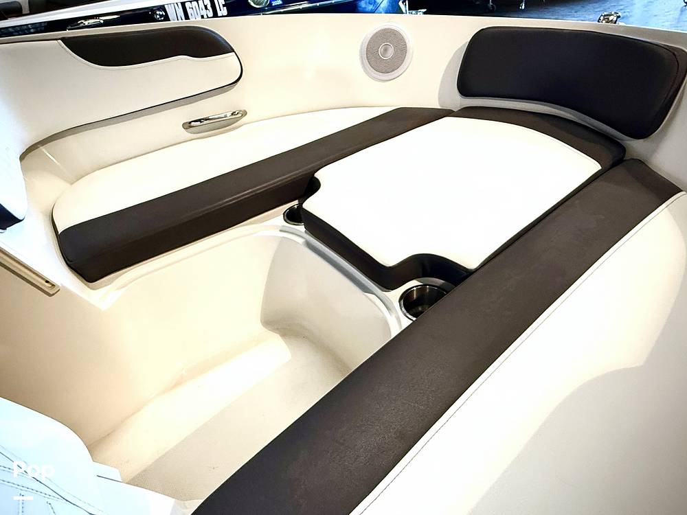 Slide: The Image of Bayliner VR6 OB 2020 - 39