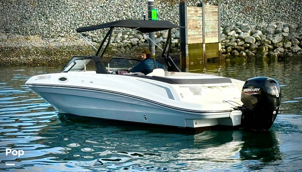 Slide: The Image of Bayliner VR6 OB 2020 - 4