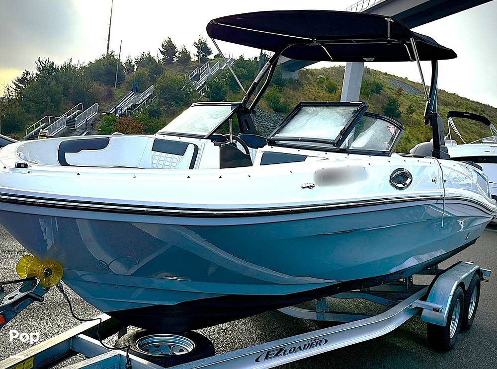 Slide: The Image of Bayliner VR6 OB 2020 - 6
