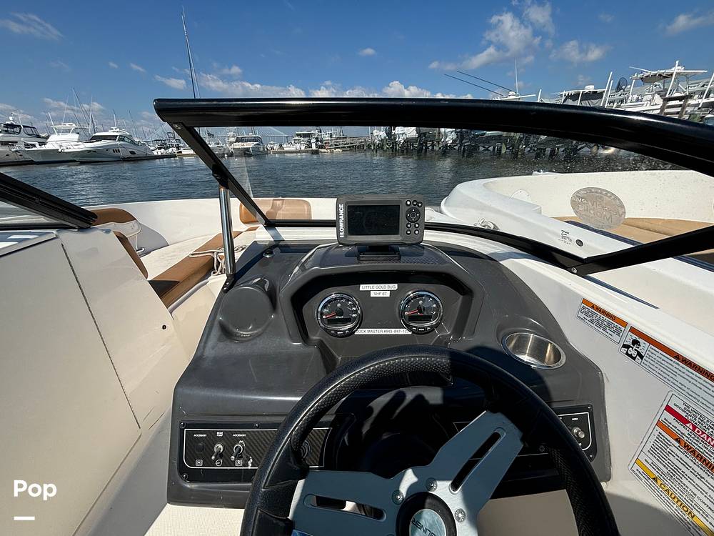 Slide: The Image of Bayliner VR6 OB 2022 - 14813984