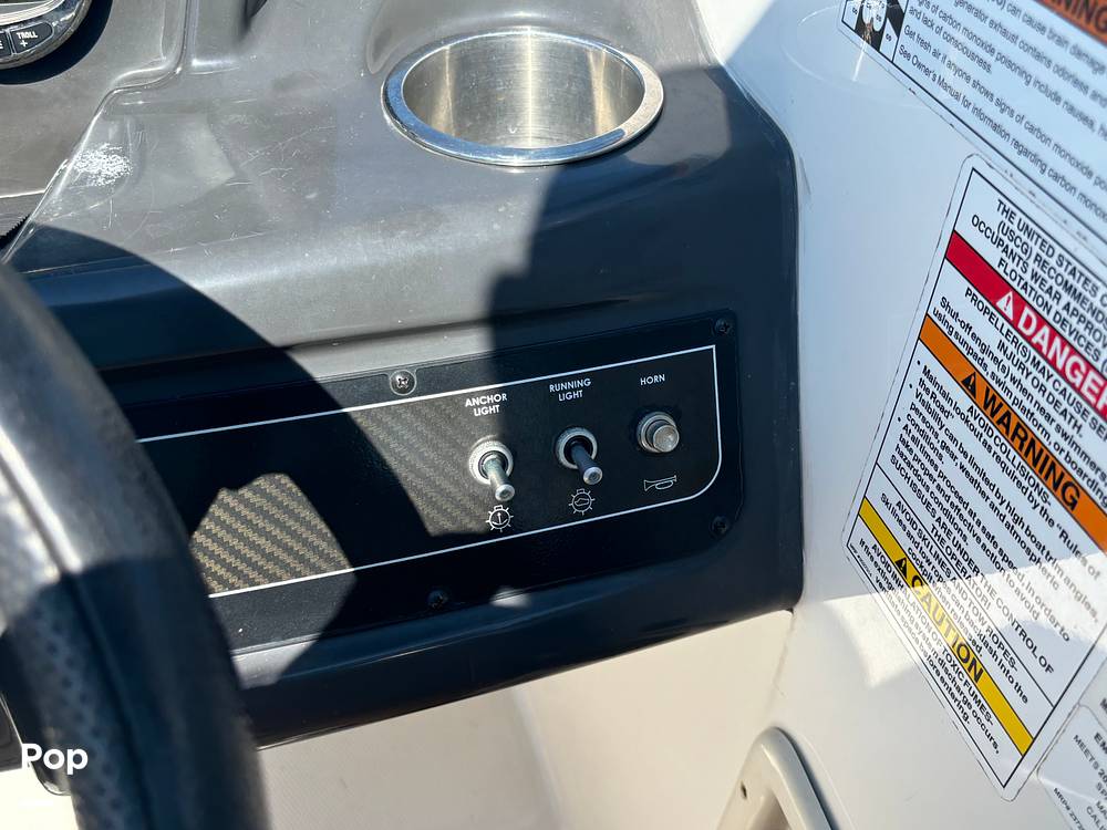 Slide: The Image of Bayliner VR6 OB 2022 - 14813980