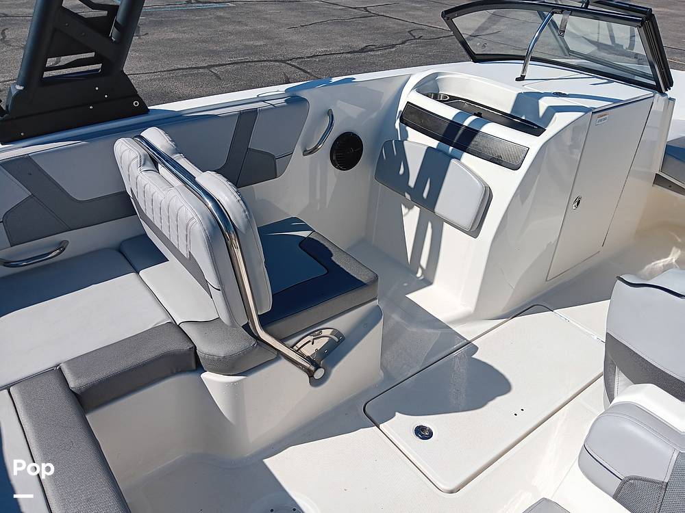 Slide: The Image of Bayliner VR6 OB 2022 - 14545778