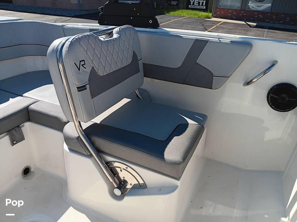 Slide: The Image of Bayliner VR6 OB 2022 - 14545786