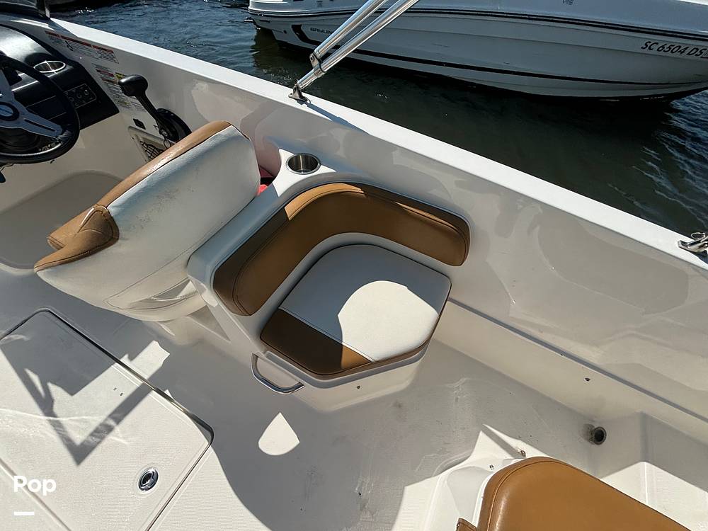 Slide: The Image of Bayliner VR6 OB 2022 - 14813912