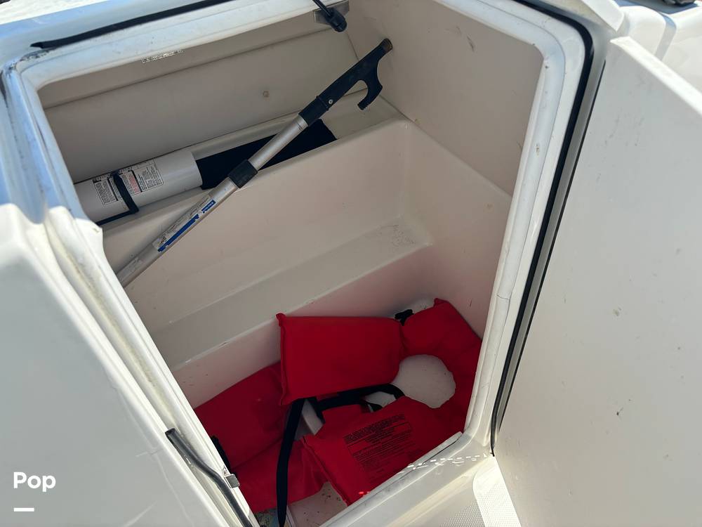 Slide: The Image of Bayliner VR6 OB 2022 - 14813918