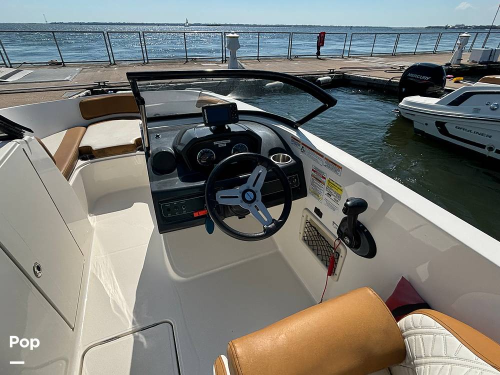 Slide: The Image of Bayliner VR6 OB 2022 - 14813924