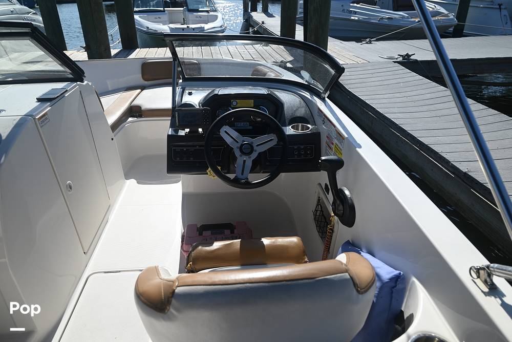 Slide: The Image of Bayliner VR6 OB 2022 - 15398911